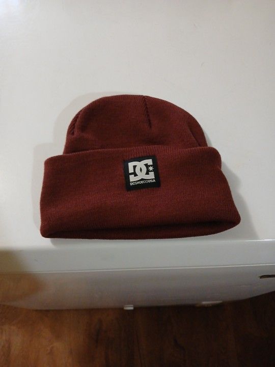 Men's DC Winter Beanie Brand New
