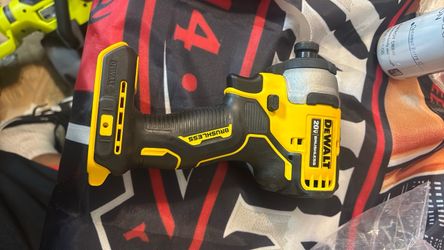 DEWALT 20V Brushless Impact Driver Tool Only