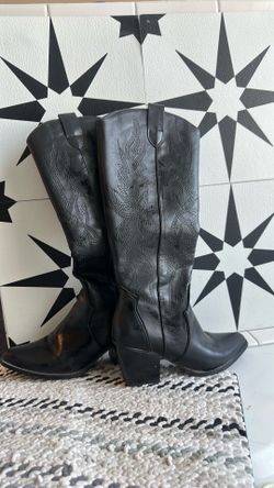 Women's boots