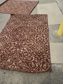 2 Alfombras Están Un Poco Sucias