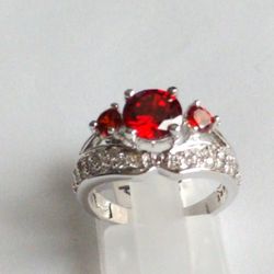 Garnet Gemstone Ring sz6