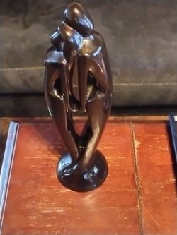 ROYAL HAEGER "LOVER'S SCULPTURE" STATUE