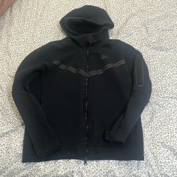 Black Nike Tech (old Gen)
