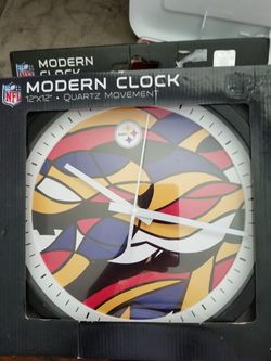 Pittsburg Steelers Clock