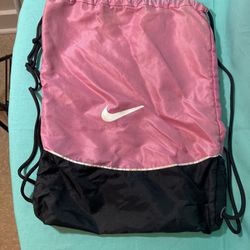 Pink/Black Nike Backpack  Great Condition $4 