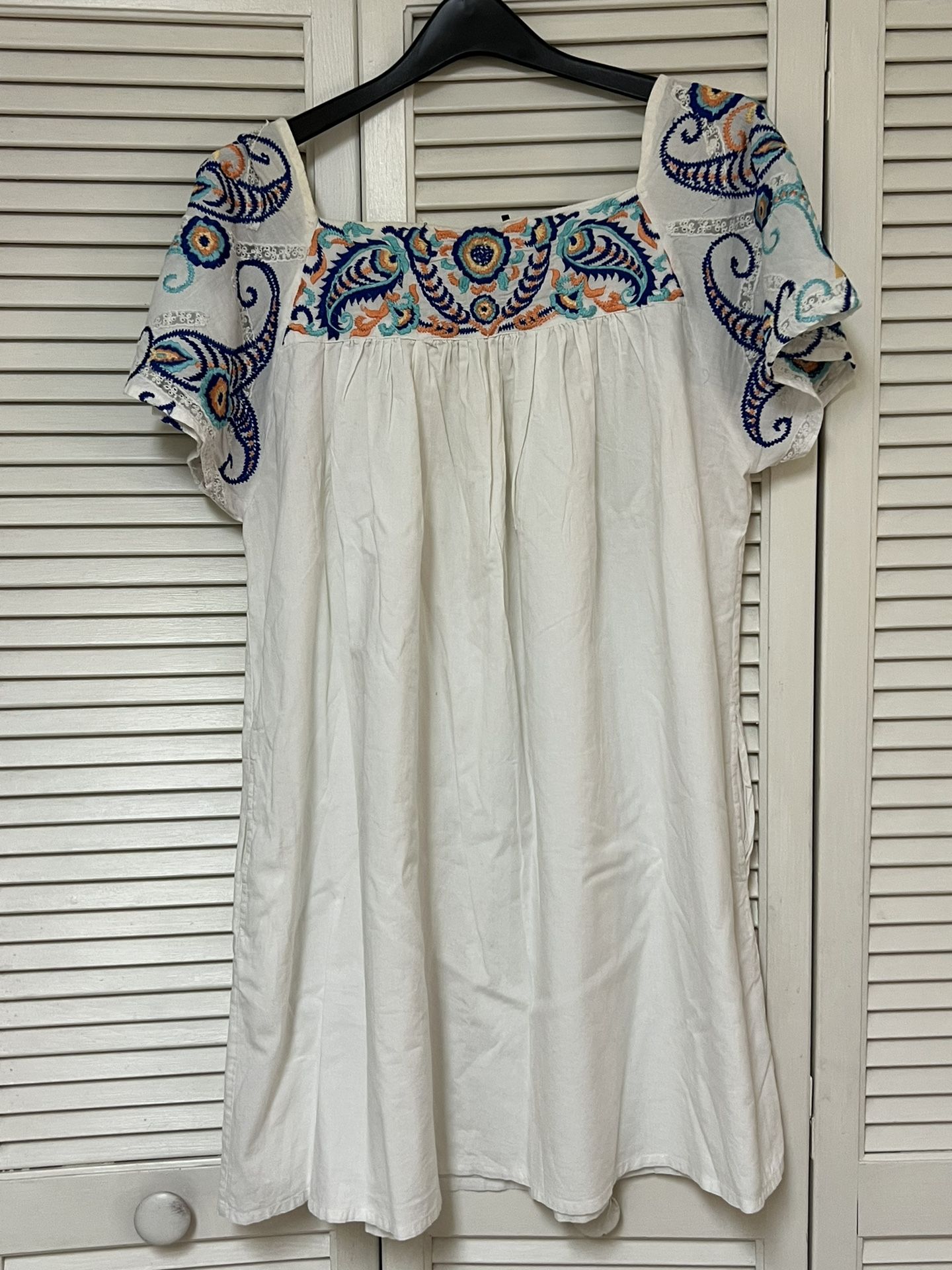 KAS New York White Embroidered Floral Dress - Size Medium - VGUC