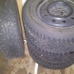 195/65/15 studed on a universal rim