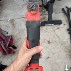 Milwaukee Multi Tool 