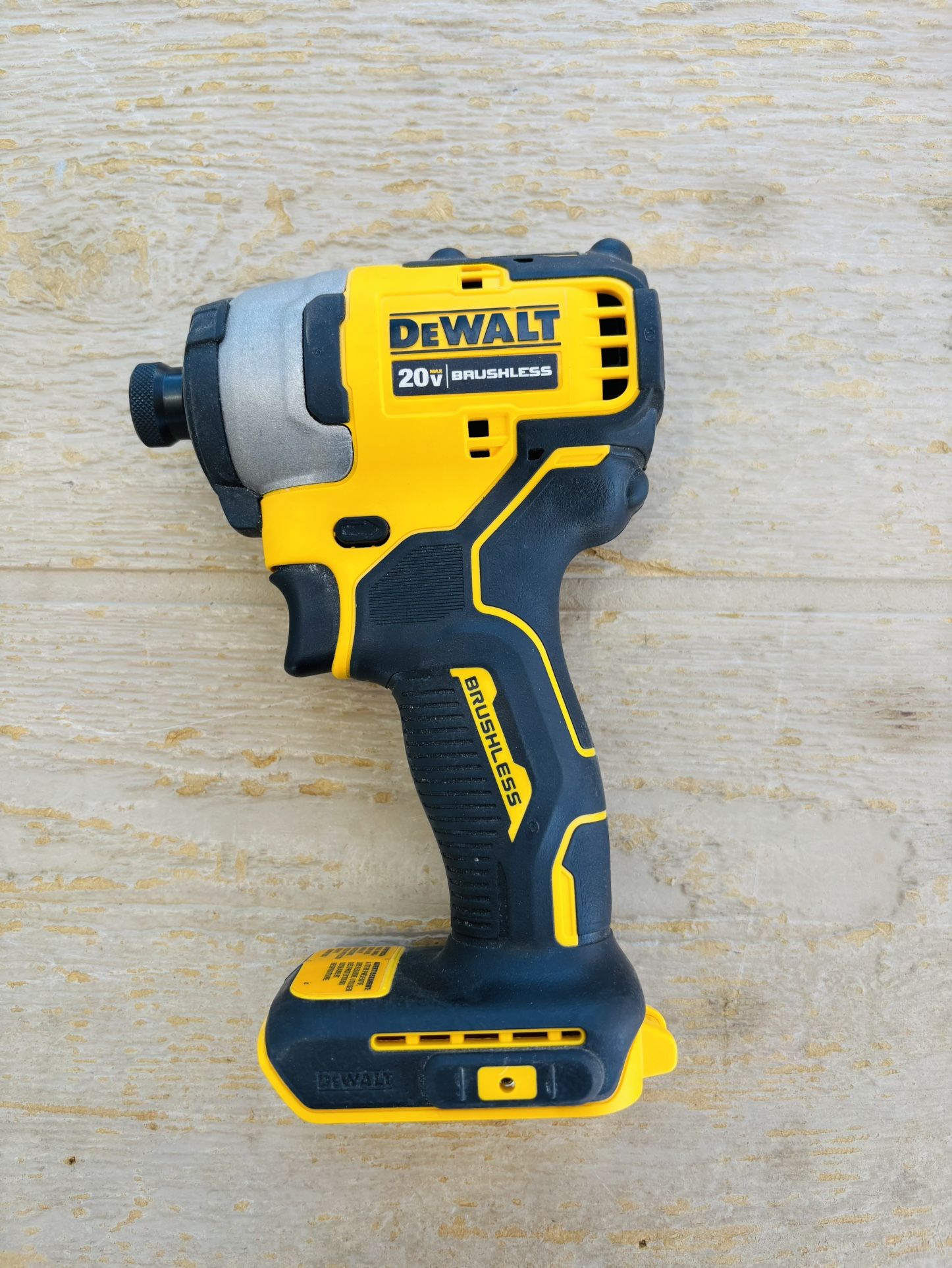 Dewalt 20V MAX ATOMIC 1/4 in. Impact Driver (TOOL ONLY/SOLO LA HERRAMIENTA)