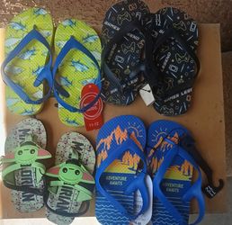 New Wonder Nation & Mandalorian Toddlers/ Boys Flip Flops Sandals Back Strap (Please Read Description)