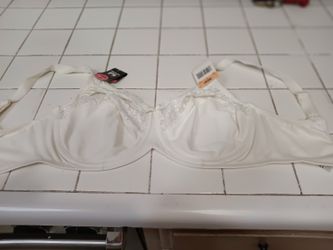 Bras 36DD , 38D