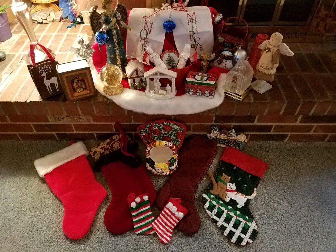 Christmas Decor Lot!!