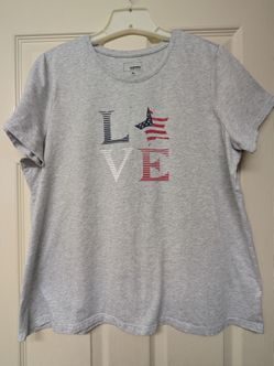 Women's Patriotic LOVE T-shirt