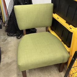 Green Lounge Chair