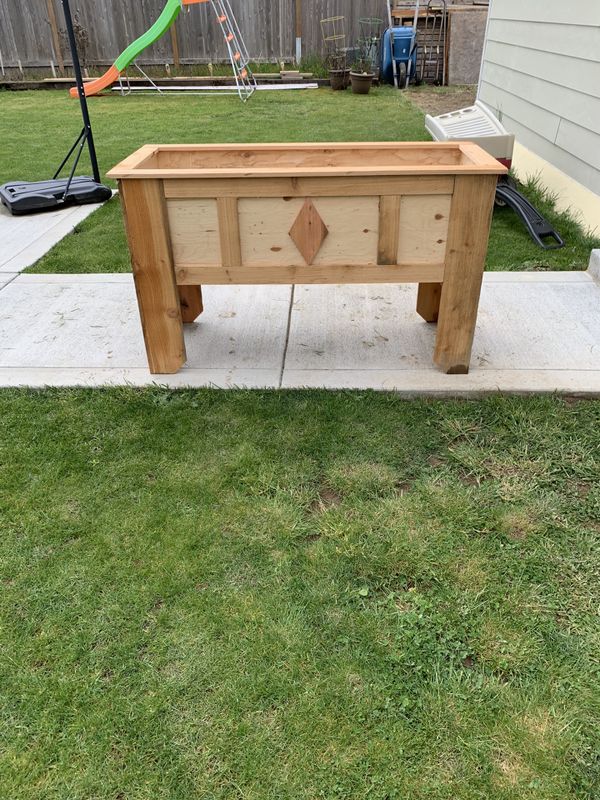 Cedar/plywood planter box for Sale in Marysville, WA OfferUp