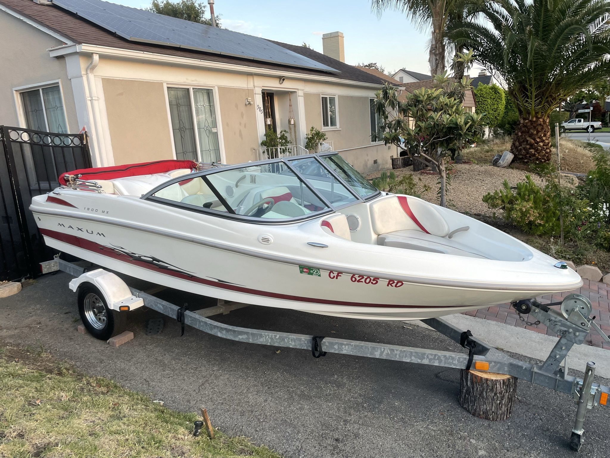 OBO -2005 Maxum MX 1800 Ski Boat Stylish, Reliable, and Ready for Adventure!