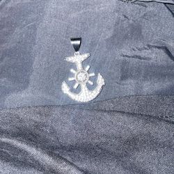 Read Description/ Silver Chain Hook Pendant