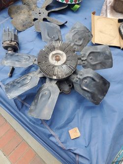 Water pump and fan with fan clutch