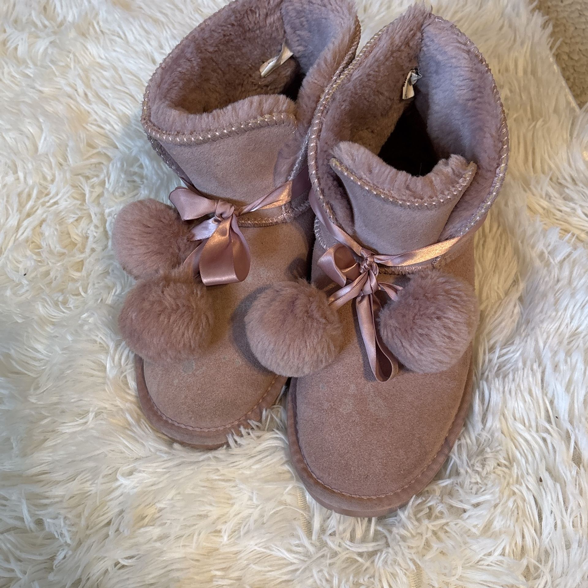 Pink Look A Like Uggs Boots