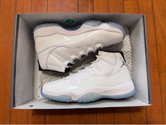 Air Jordan 11 Legend Blue size 7.5 New