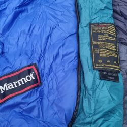 Marmot 7th Heaven Synthetic Fill Sleeping Bag with Stuff Sack