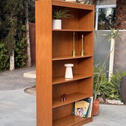 Danish Modern Mid Century Vintage Bookcase – Made in Yugoslavia (FREE DELIVERY 🚚)