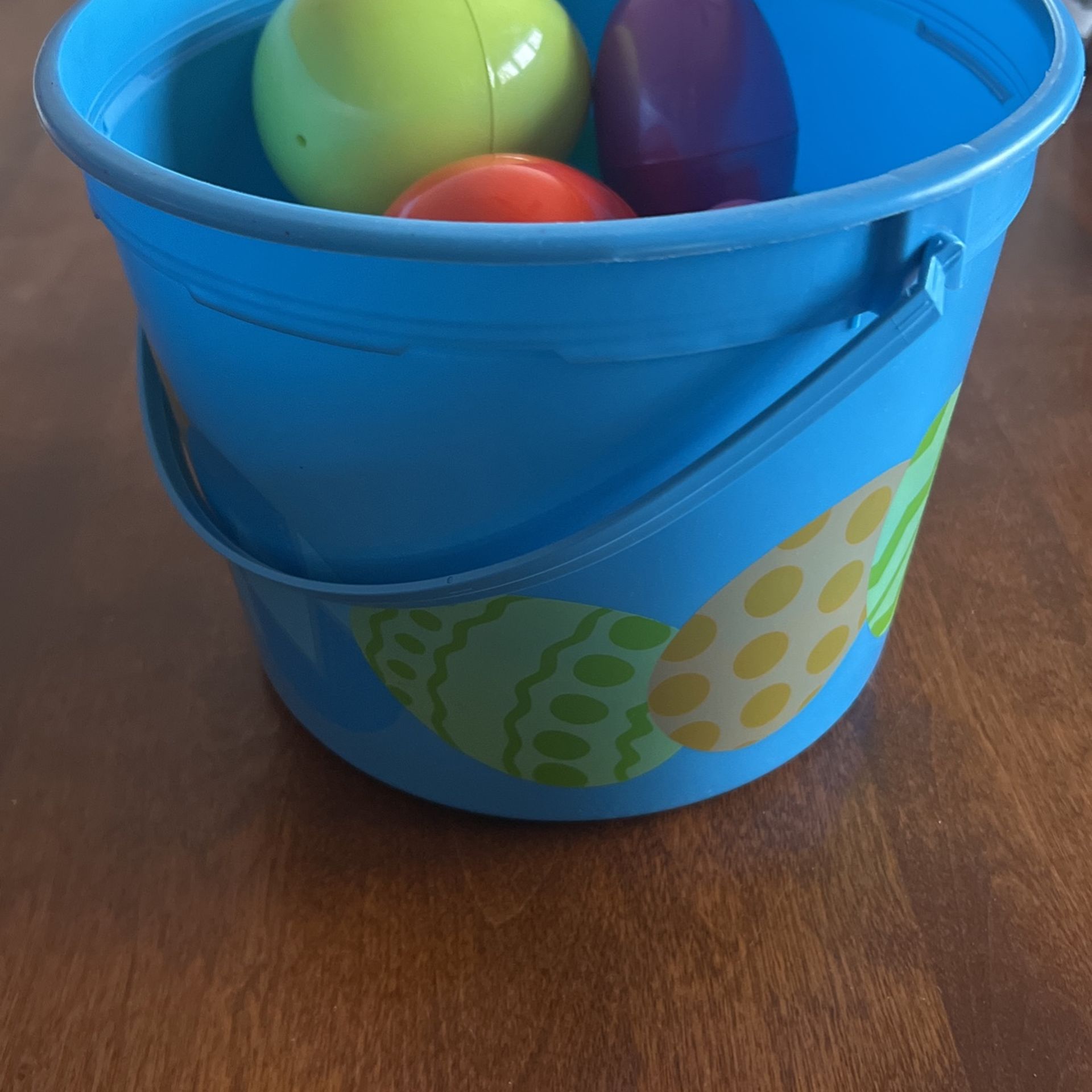 Easter Egg Bucket W/ Eggs