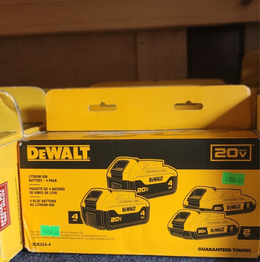 DEWALT 20-V 4-Pack Lithium-ion Battery (2 Ah and 4 Ah)