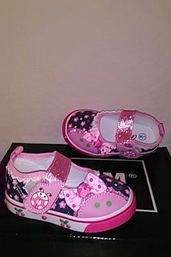 Toddlers shoes