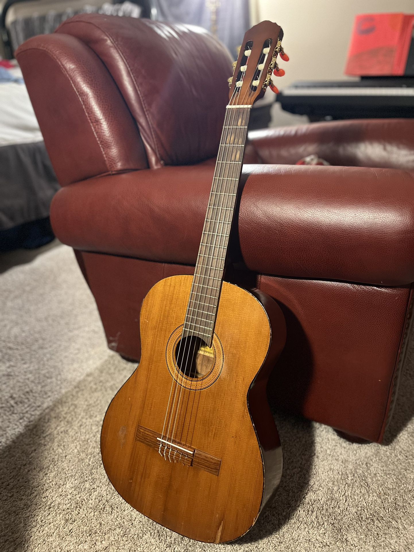 Vintage Well-Played Classical Guitar 