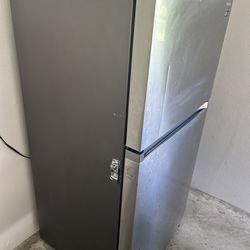 Samsung Refrigerator Stainless Front Nice