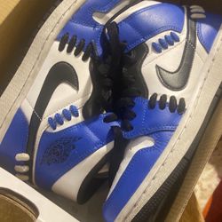 Air jordans retros blue