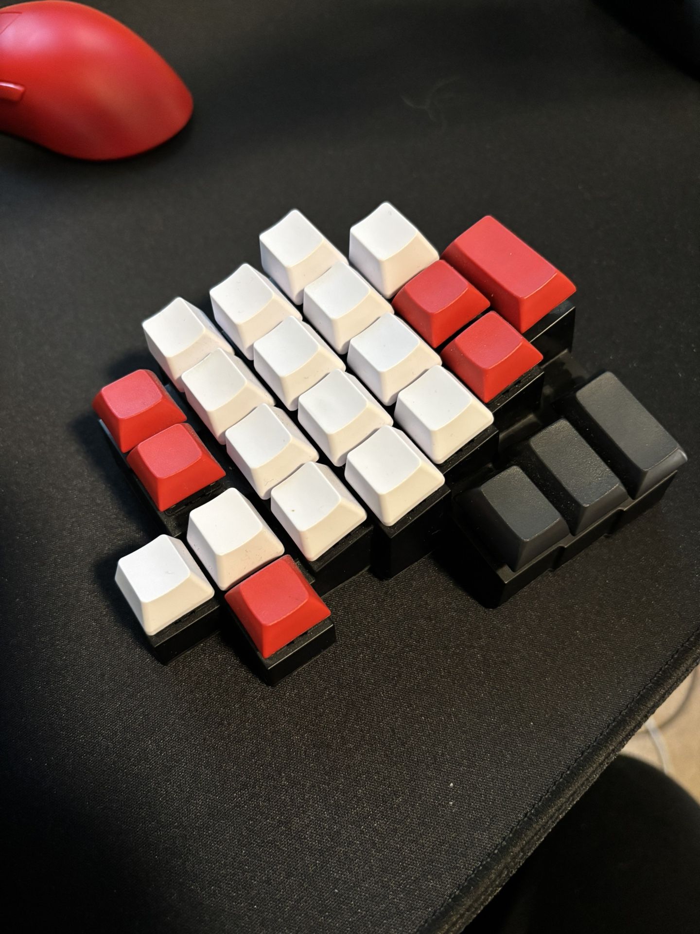 Periloot Caravel- Ergonomic Single Hand Keyboard