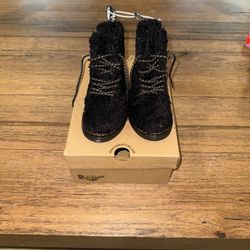 NIB kids Dr Martens