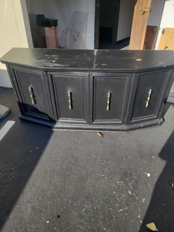 Tv stand