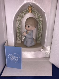 Precious moments collectibles 5