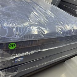 QUEEN SIZE SLEEPY’S PILLOW TOP MATTRESS & BOX SPRING BED SET