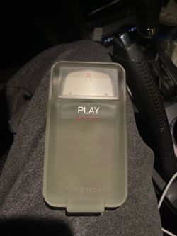 Givenchy play spot
