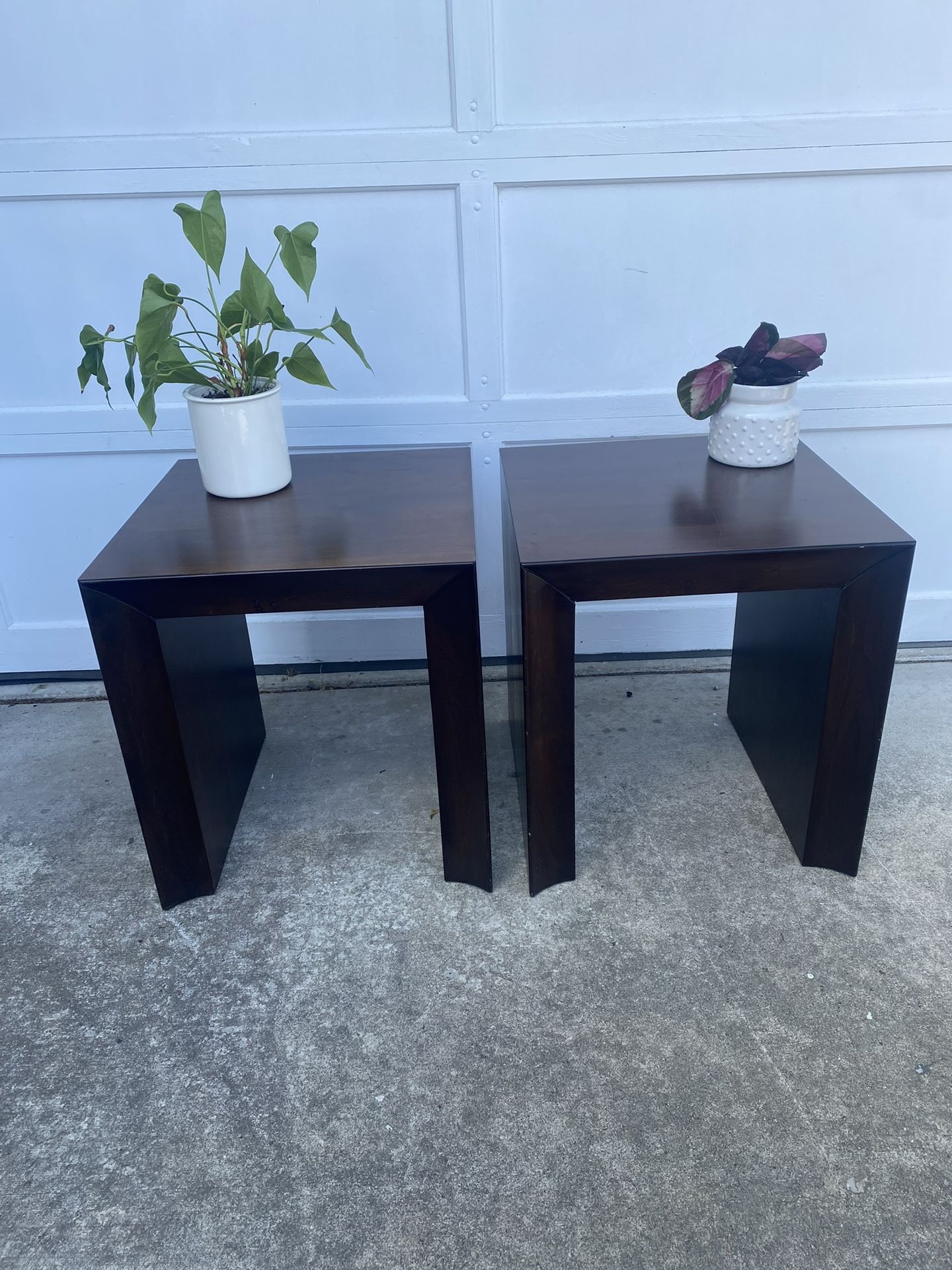 2 Solid Wood End Tables Night Stands Plant Stand