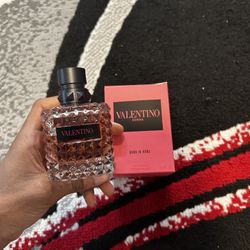 Valentino Donna born in roma