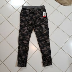 Camo Girls Size 10 Pants / Joggers NEW