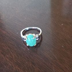 EMERALD  GREEN POLISHED AGATE CABECHON FASHION RING