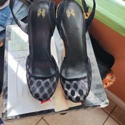 Victoria's Secret Wedges 