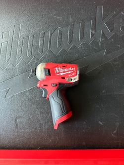 Milwaukee m12 surge impact driver