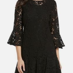Brand New Woman’s Isaac Mizrahi Live brand Black Lace Dress Up For Sale 