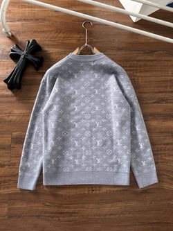 Men’s LV Sweat shirt