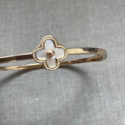 Bangle bracelet clover mother of pearl