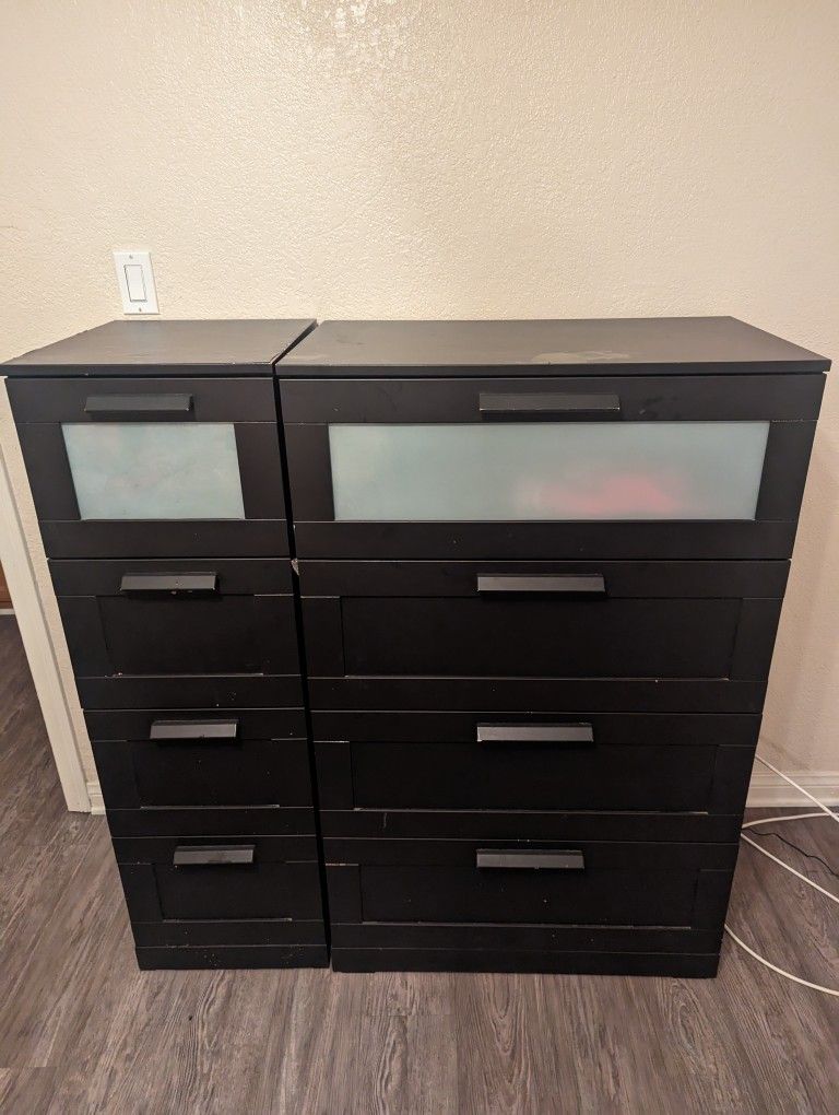 Two piece Dresser