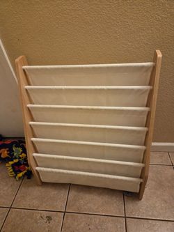 Kids bookshelf