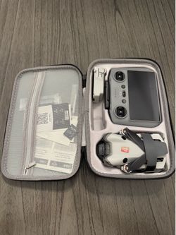 DJI Mini 4 Pro w/ RC 2 Remote